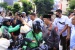 Masyarakat Antusias Saat Kapolri Turun Langsung Berbagi Takjil